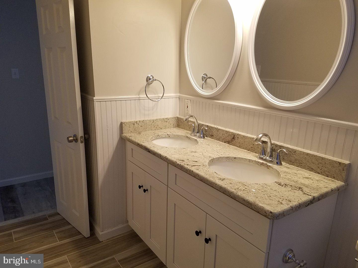 13 Constitution Road Clementon, NJ 08021 - Photo 9 of 18 Bathroom