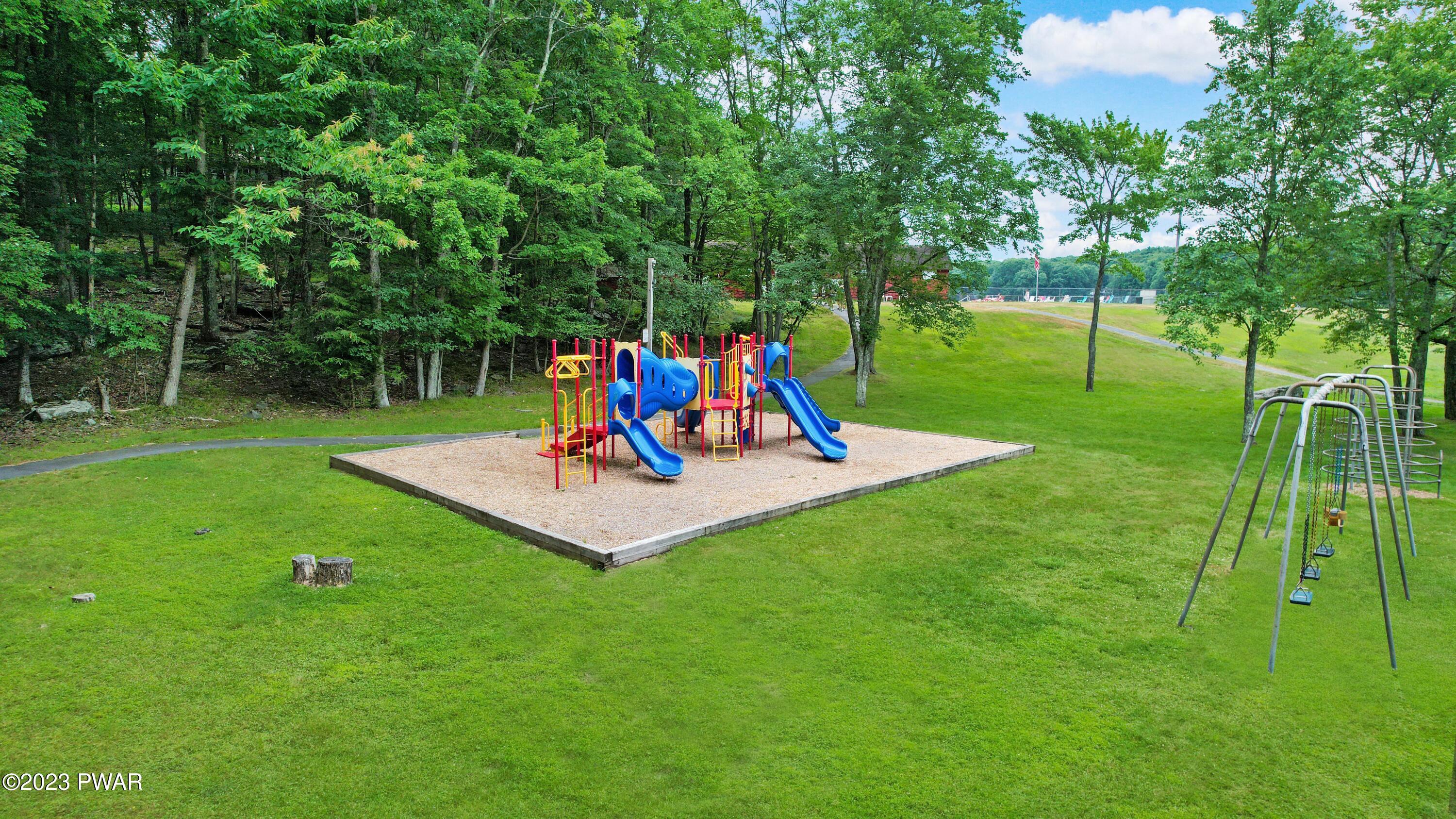105 Bald Ridge Road Milford, PA 18337 - Photo 30 of 30 Photo_1080295823_DJI_399_jpg_10852996_0_