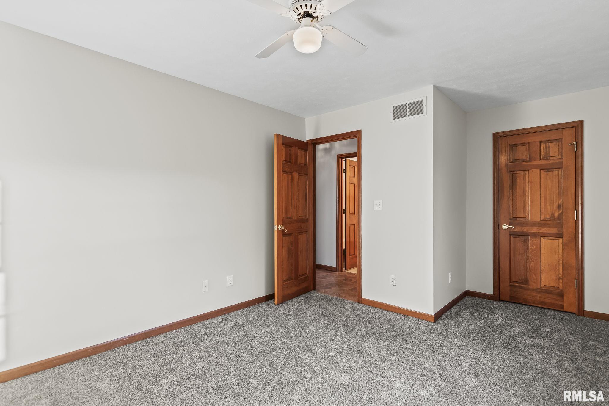 7 Gilson Drive Rochester, IL 62563 - Photo 27 of 46