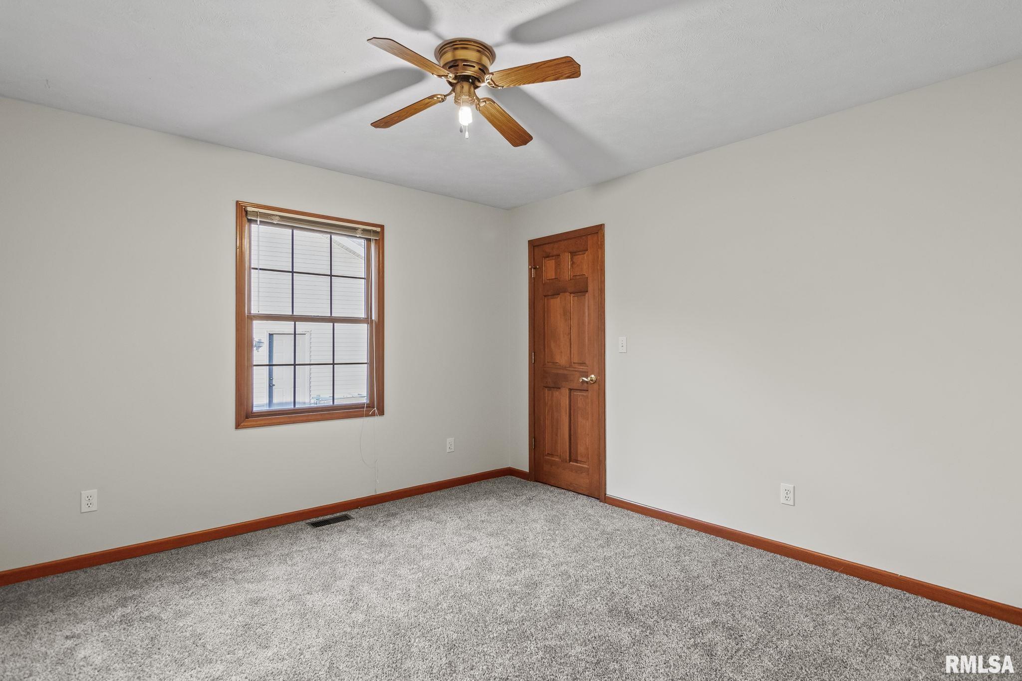 7 Gilson Drive Rochester, IL 62563 - Photo 29 of 46