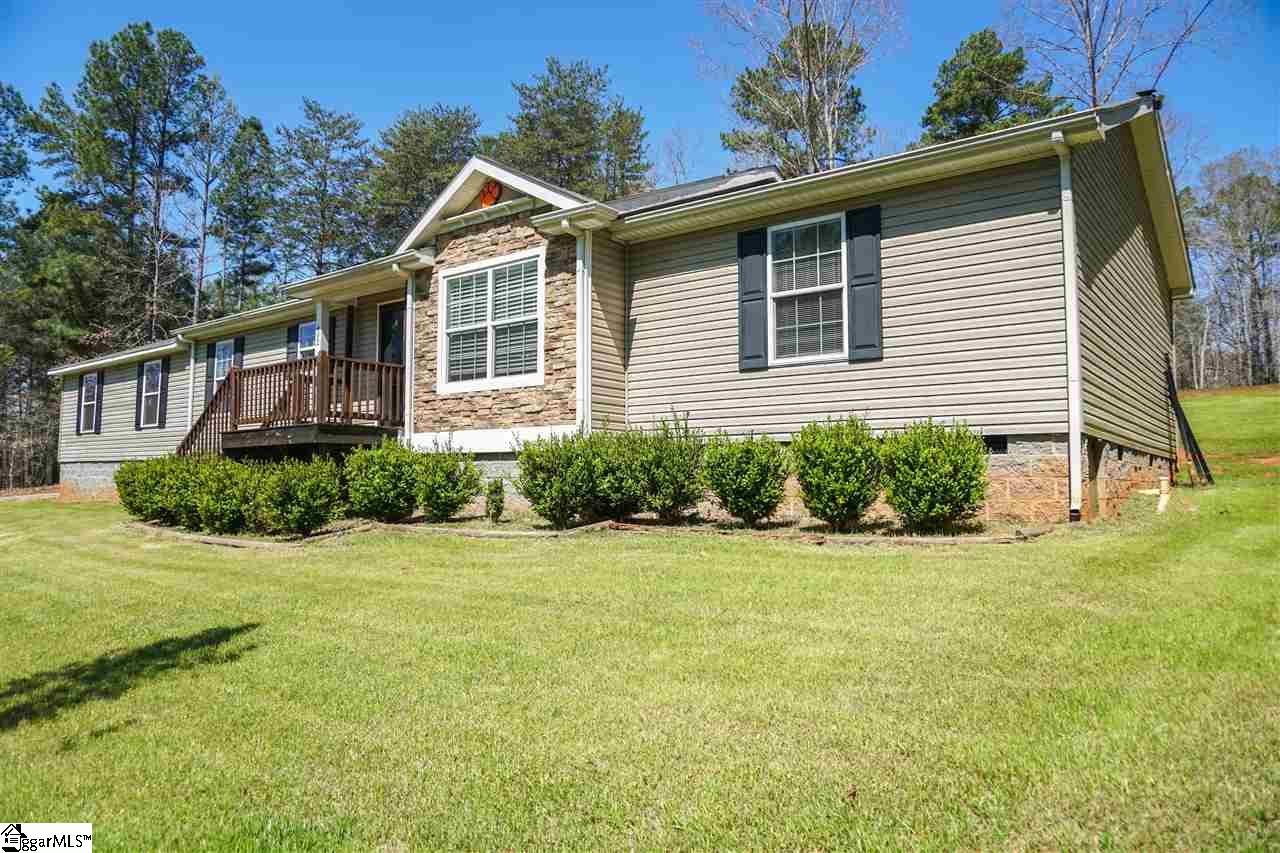 492 Hunter Mill Road Liberty, SC 29657 - Photo 1 of 26