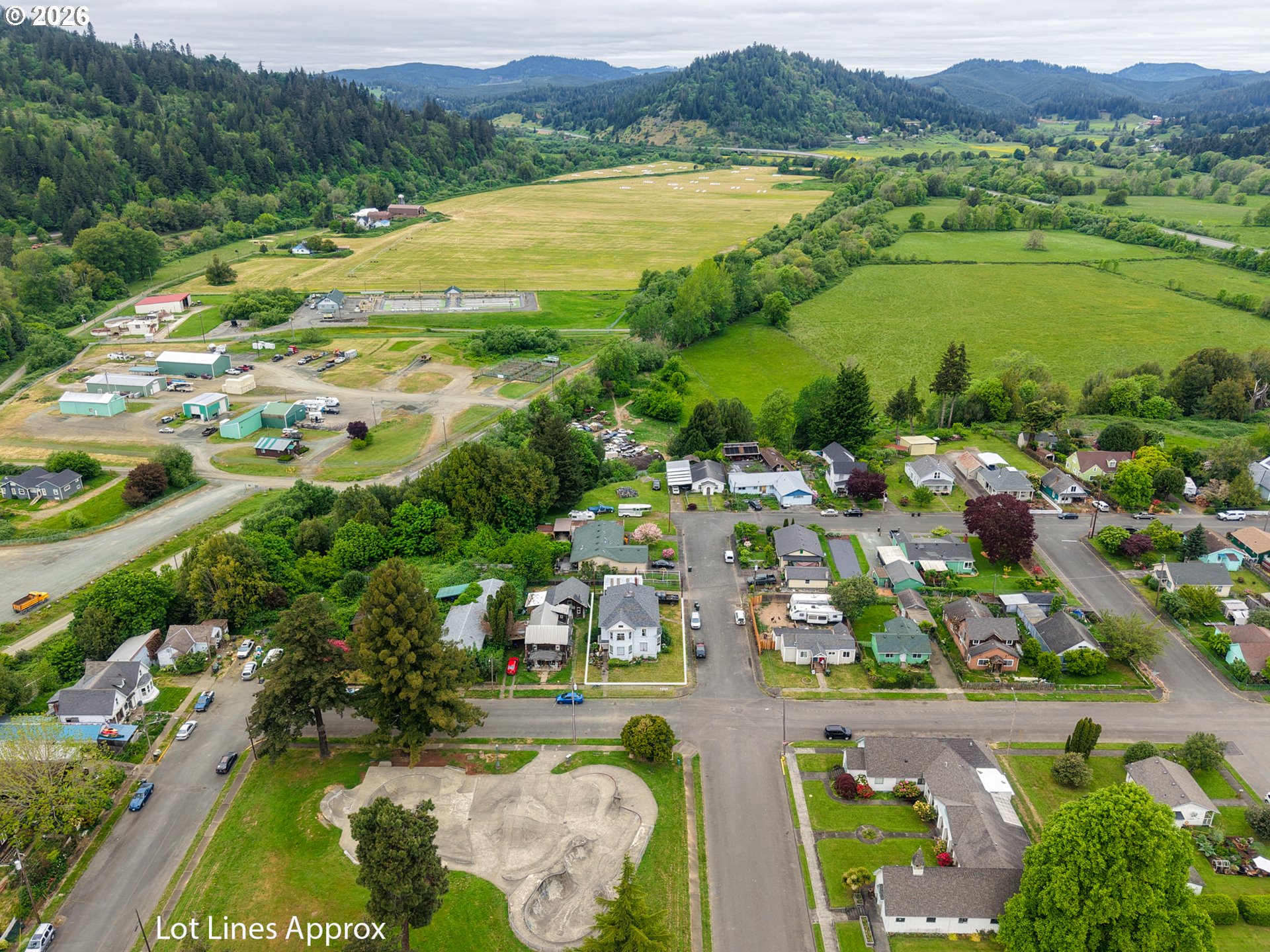 131 Ash Street Myrtle Point, OR 97458 - Photo 16 of 23