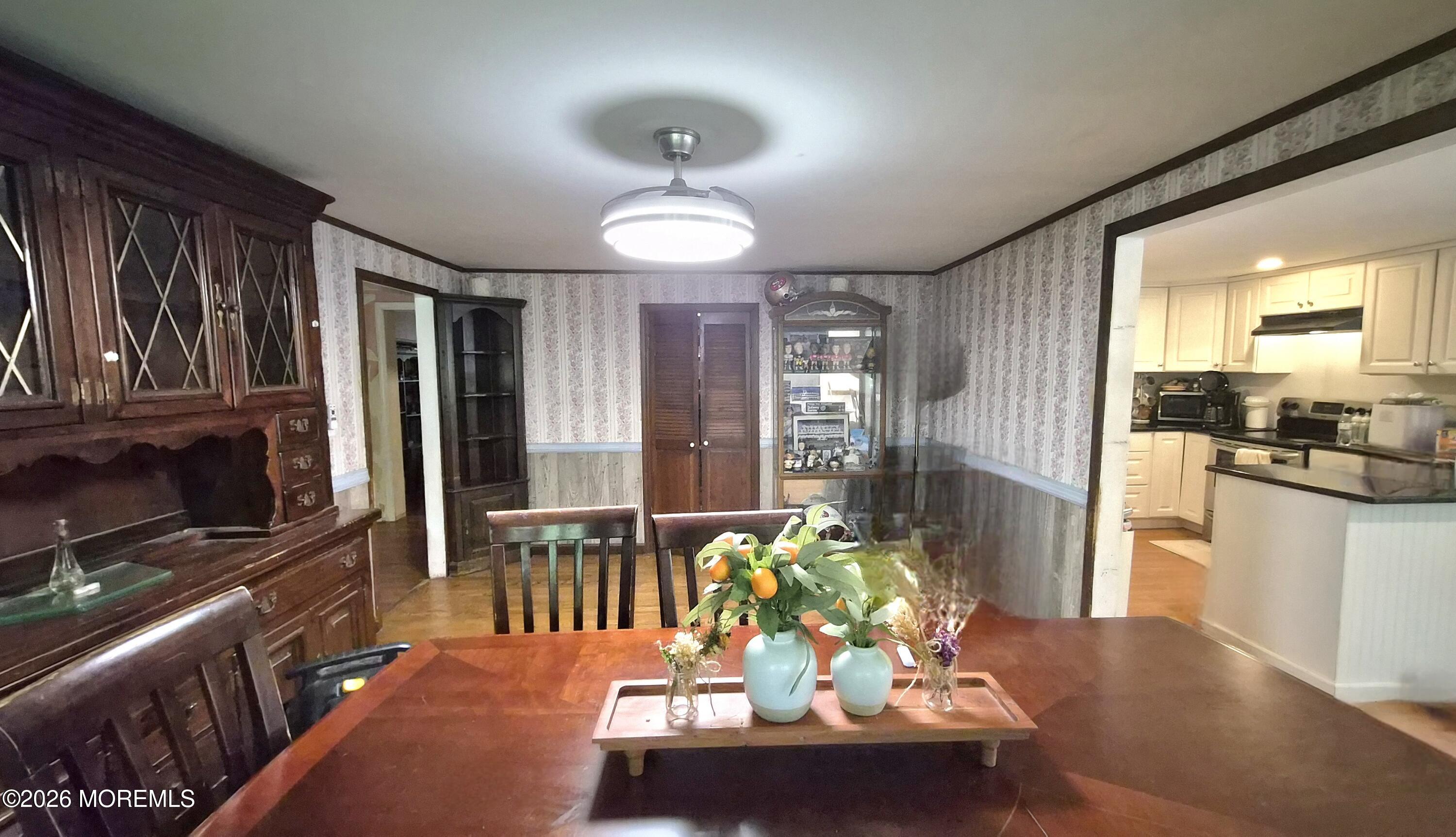 98 New Monmouth Road Middletown, NJ 07748 - Photo 5 of 20 Dining