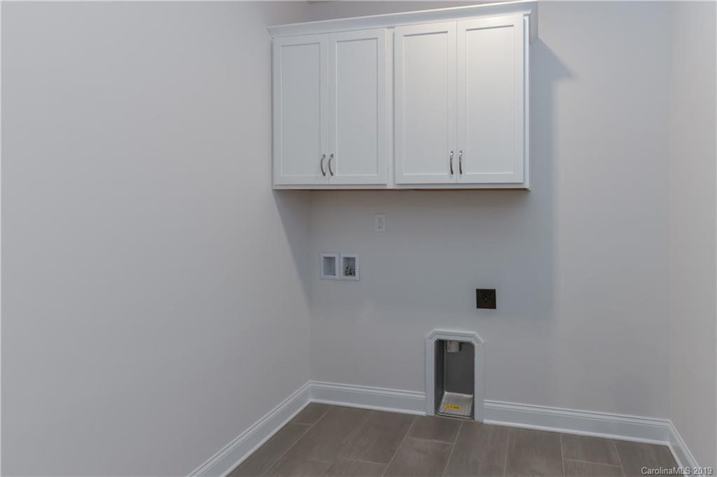 5810 Carmel Road Charlotte, NC 28226 - Photo 29 of 31 a view of an empty room