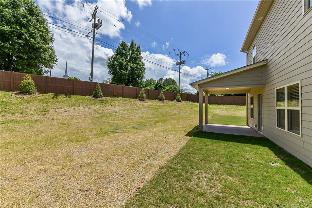 5810 Carmel Road Charlotte, NC 28226 - Photo 30 of 31 a view of an outdoor space and yard