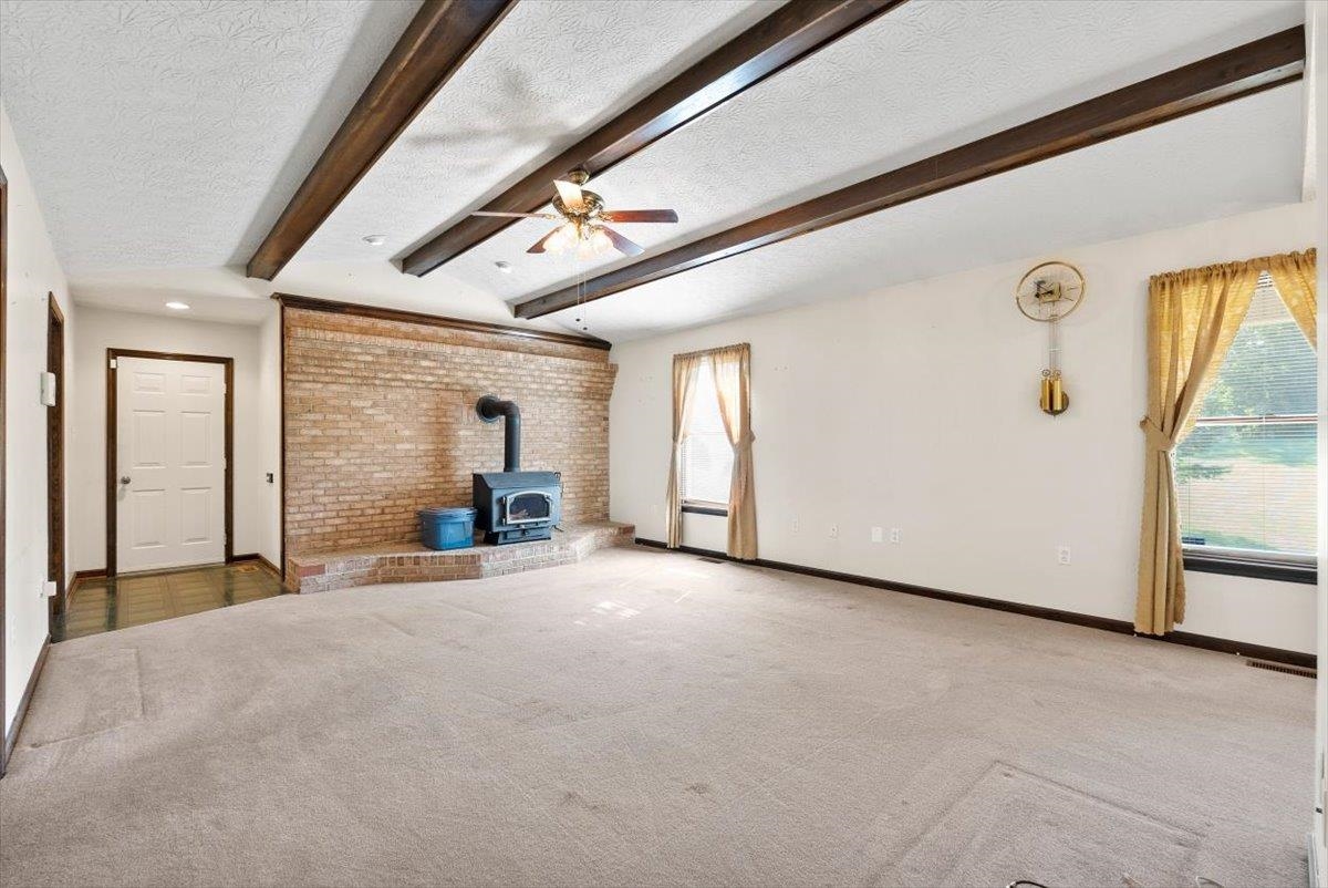 6910 Ida Road Stanley, VA 22851 - Photo 10 of 43 Gallery Image 10