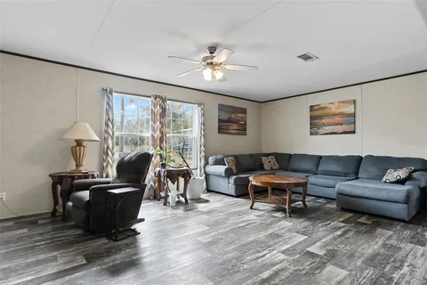 $245,000 | 40545 Stewart Road, Zephyrhills, FL 33540