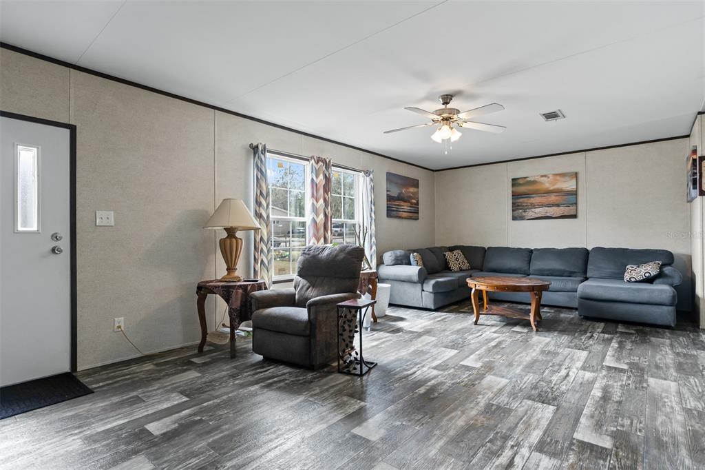 40545 Stewart Road Zephyrhills, FL 33540 - Photo 7 of 24