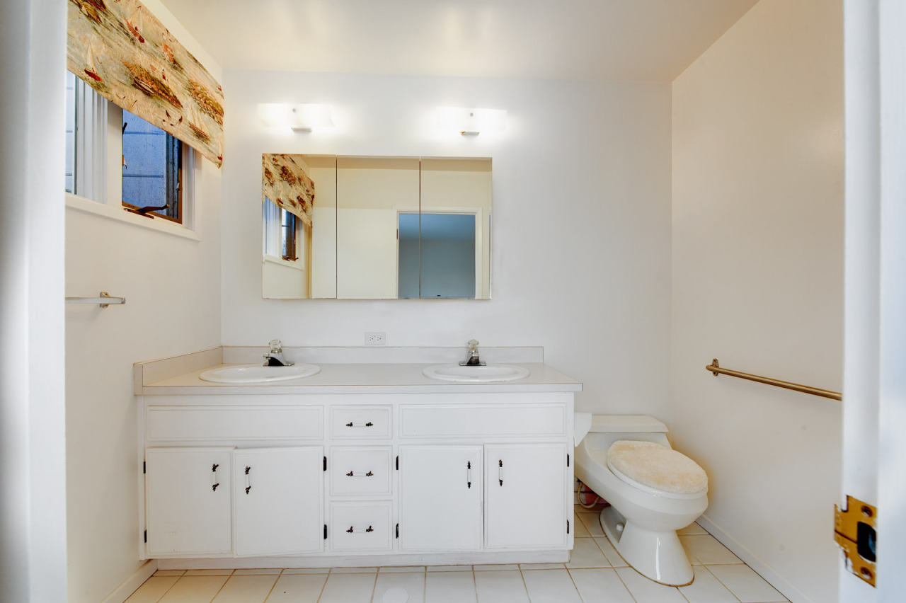 1470 La Cima Road Santa Barbara, CA 93101 - Photo 11 of 17 Master Bath