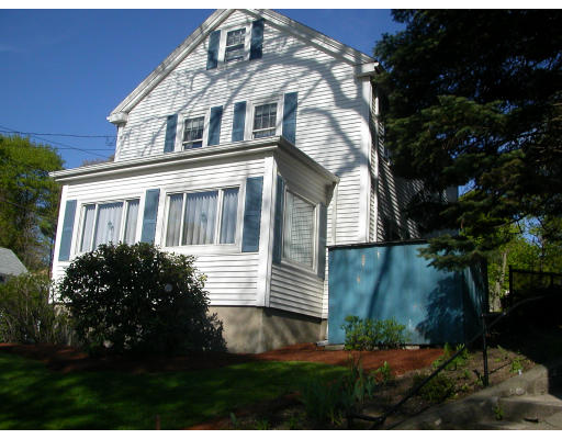 1 Grayson Road Winchester, MA 01890 - Photo 3 of 22 Gallery Image 3