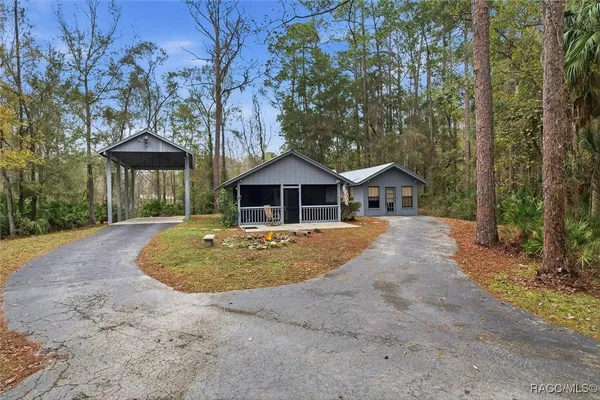 $250,000 | 7051 Southeast 182nd Street, Inglis, FL 34449
