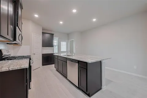 $269,990 | 461 Long Br Drive, Dayton, TX 77535