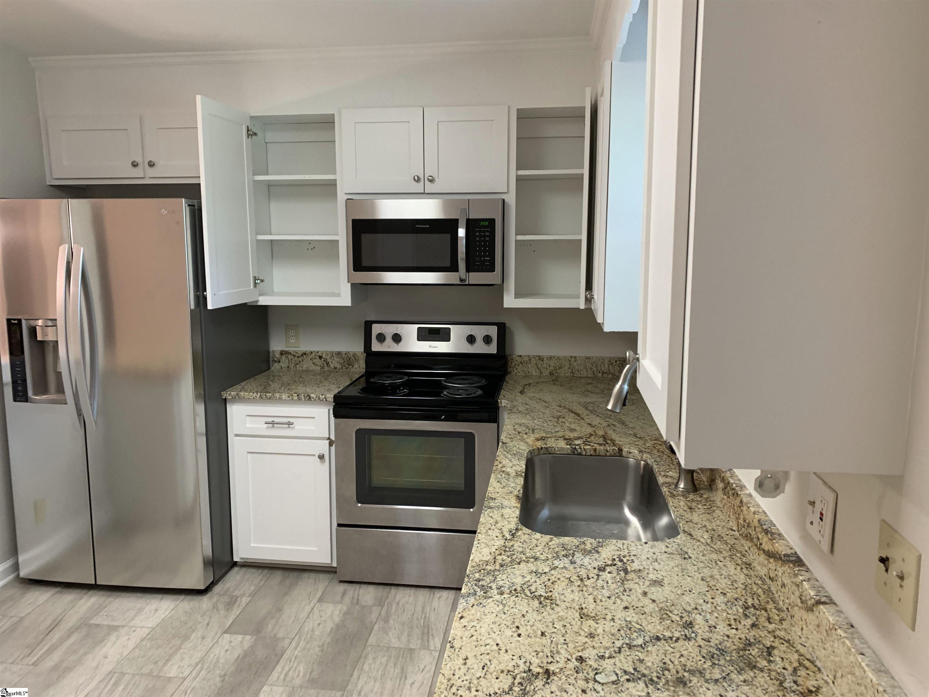 6 A Crescent Ridge Drive Greenville, SC 29615 - Photo 2 of 15