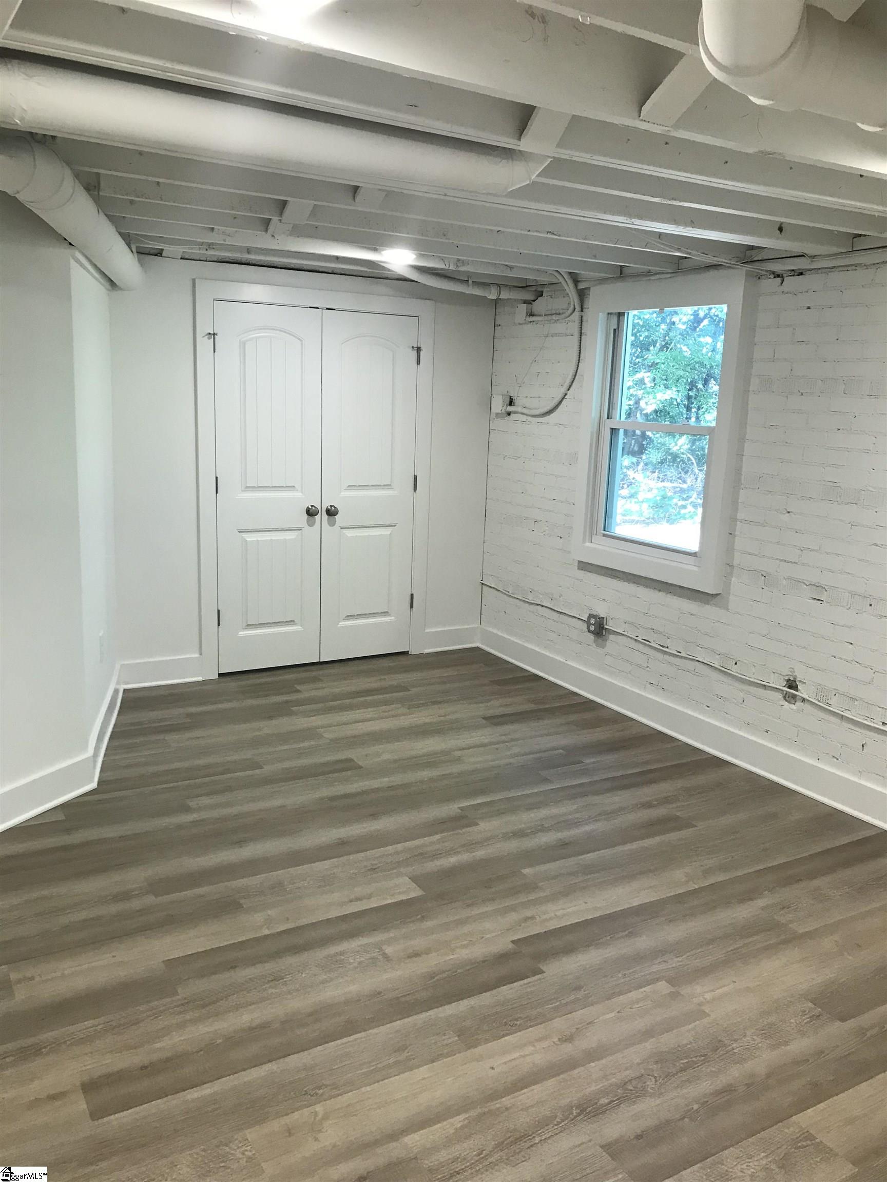 6 A Crescent Ridge Drive Greenville, SC 29615 - Photo 8 of 15