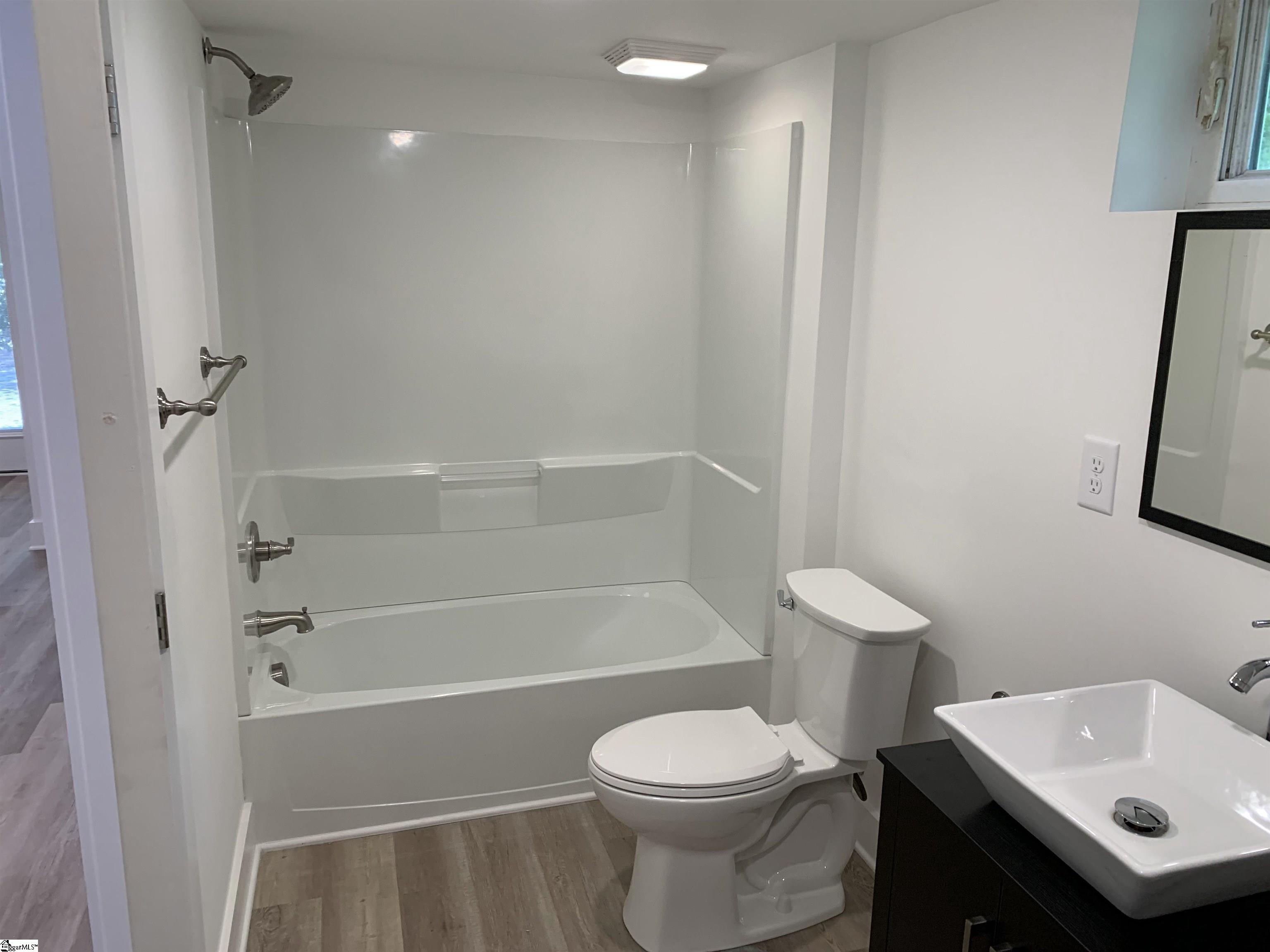 6 A Crescent Ridge Drive Greenville, SC 29615 - Photo 9 of 15