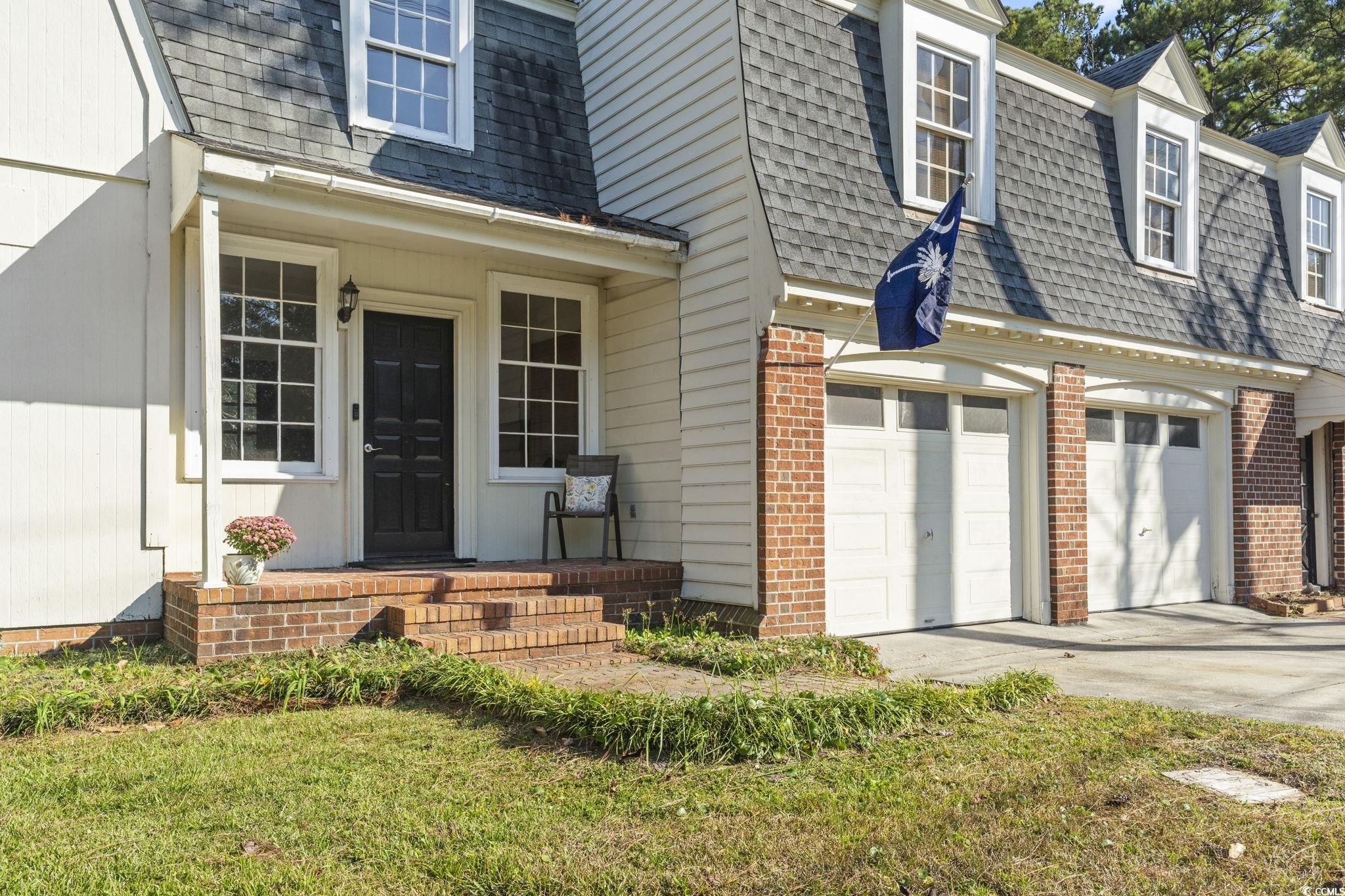 707 Thomas Avenue North Myrtle Beach, SC 29582 - Photo 2 of 39