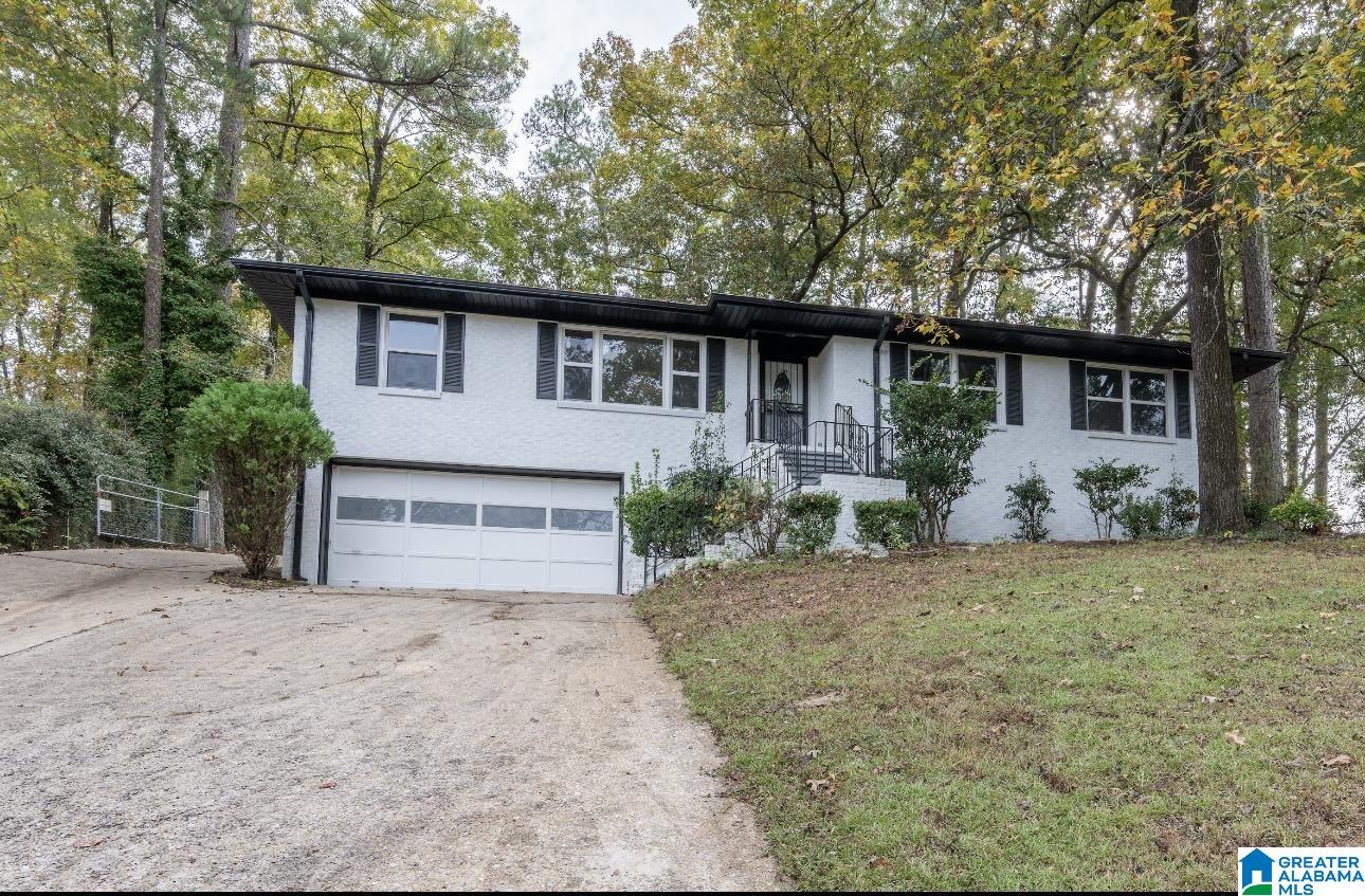 953 Ridgewood Circle Birmingham, AL 35235 - Photo 1 of 23