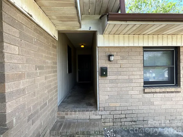 $875 | 304 Palm Street, Unit 8, Shelby, NC 28150