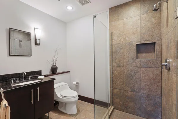 $3,995 | 601 South Marquette Avenue, Unit 402, Minneapolis, MN 55402