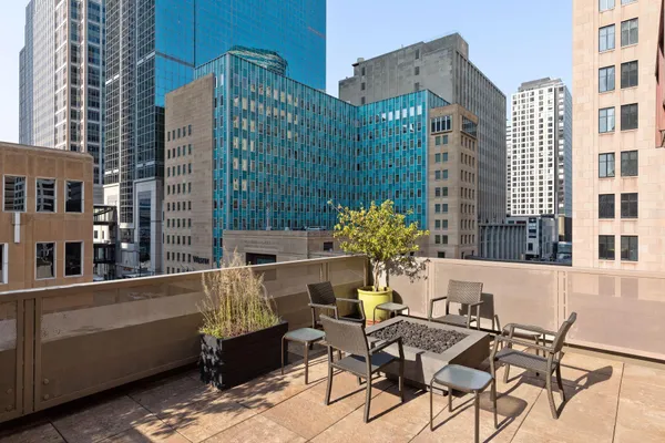 $3,995 | 601 South Marquette Avenue, Unit 402, Minneapolis, MN 55402