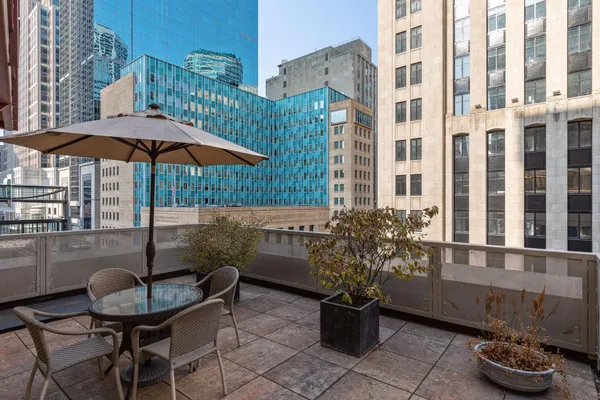 $3,995 | 601 South Marquette Avenue, Unit 402, Minneapolis, MN 55402