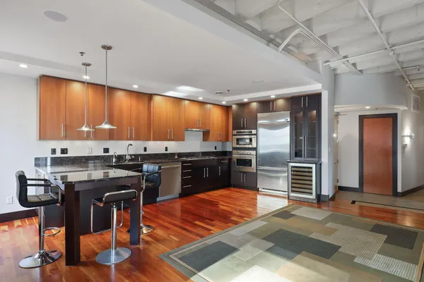 $3,995 | 601 South Marquette Avenue, Unit 402, Minneapolis, MN 55402