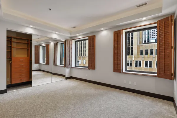 $3,995 | 601 South Marquette Avenue, Unit 402, Minneapolis, MN 55402