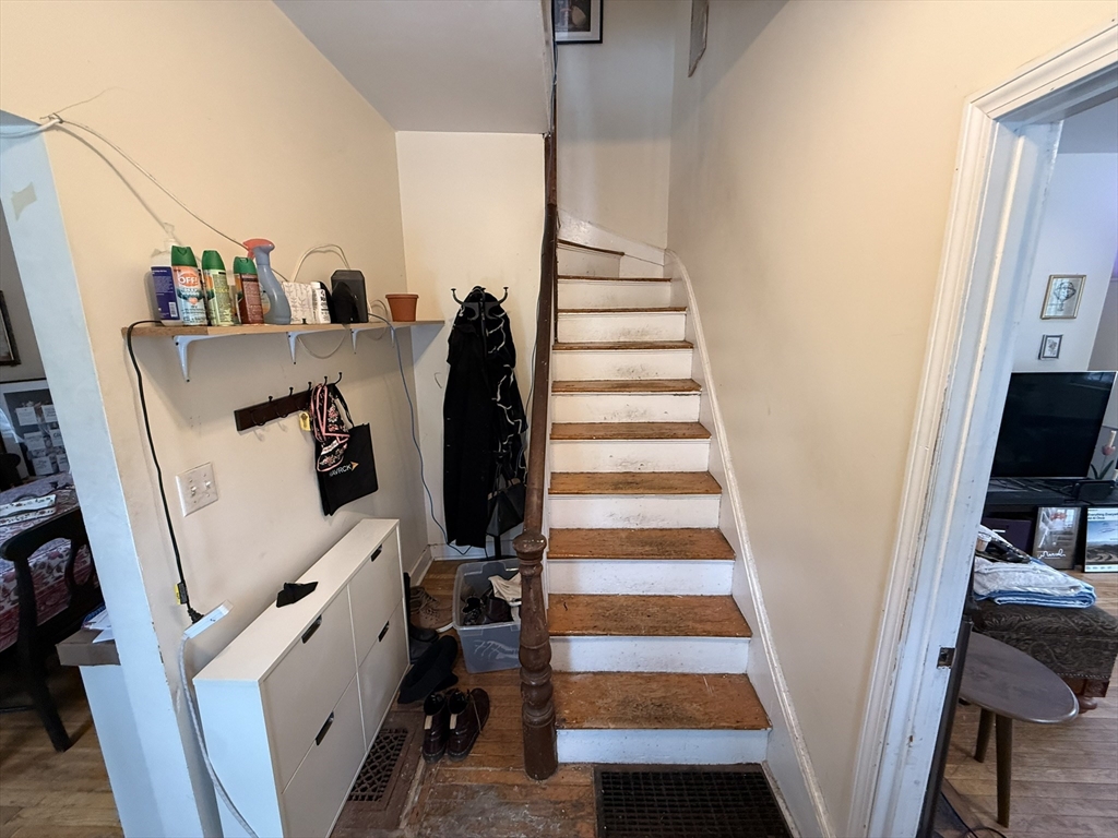 7-9 Biltmore Street, Unit 9 Boston, MA 02130 - Photo 18 of 38