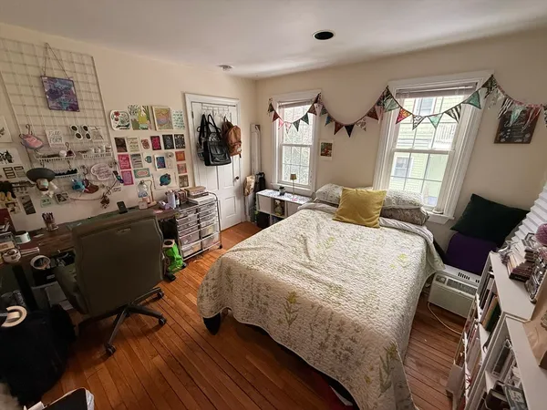 $4,850 | 7-9 Biltmore Street, Unit 9, Boston, MA 02130