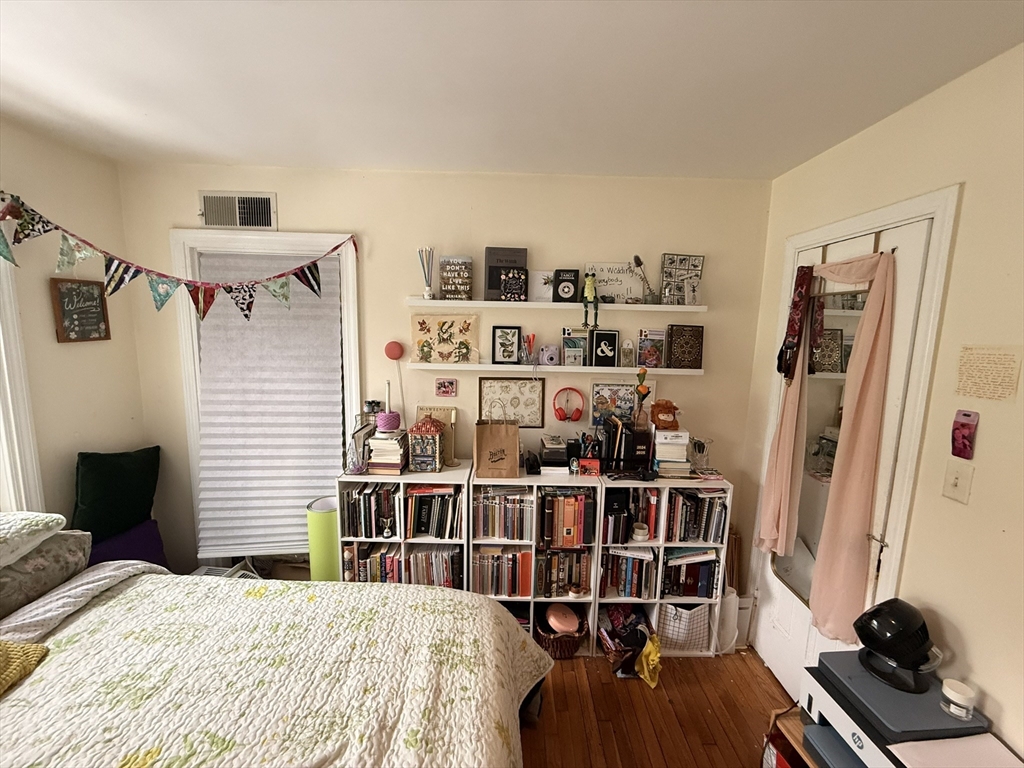 7-9 Biltmore Street, Unit 9 Boston, MA 02130 - Photo 25 of 38