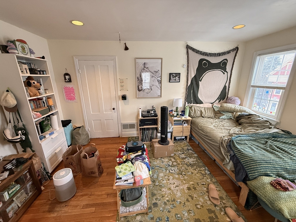 7-9 Biltmore Street, Unit 9 Boston, MA 02130 - Photo 29 of 38