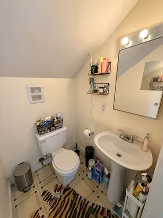 $4,850 | 7-9 Biltmore Street, Unit 9, Boston, MA 02130