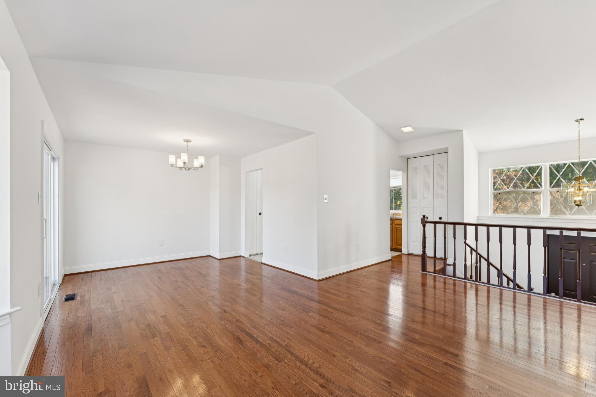 2107 High Timber Road Fort Washington, MD 20744 - Photo 5 of 30 Living Room