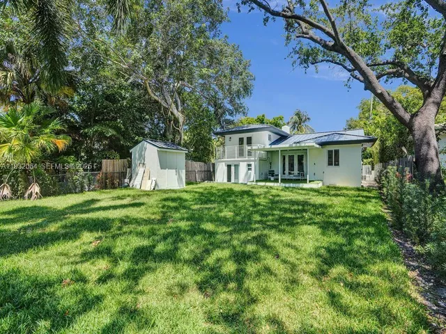 $6,000 | 210 Northeast 85th Street, El Portal, FL 33138