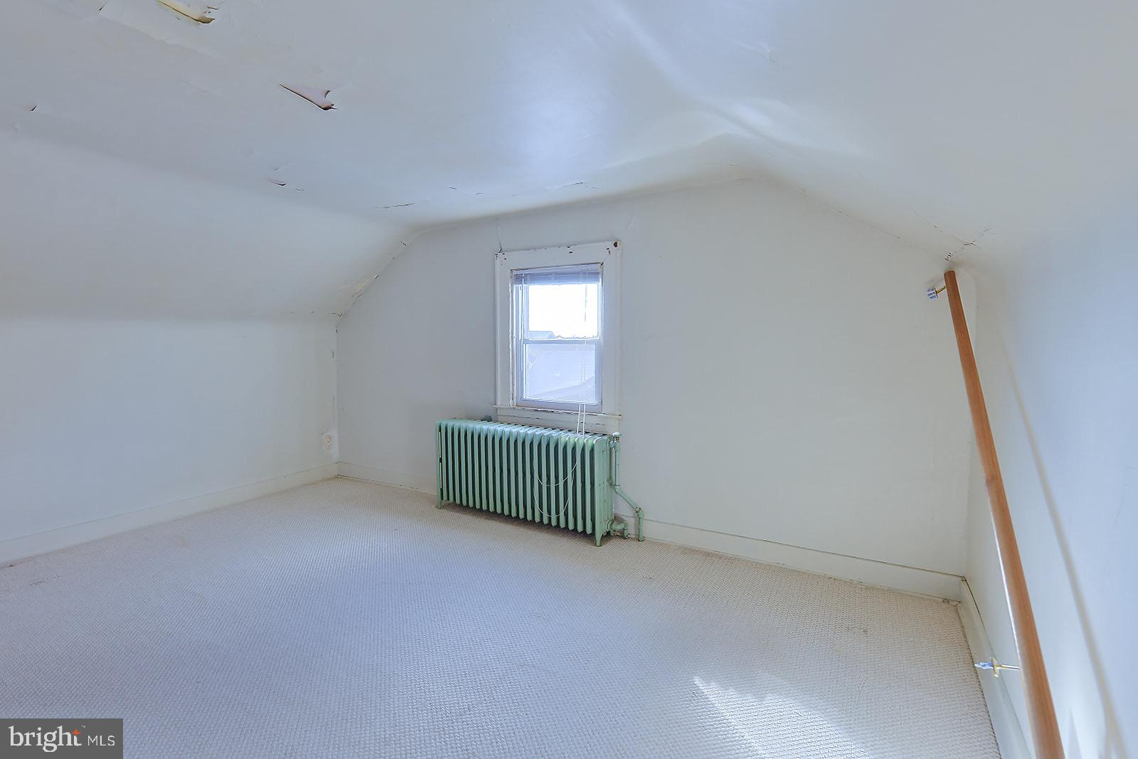 112 Linhigh Avenue Nottingham, MD 21236 - Photo 26 of 45 Upper Level Suite