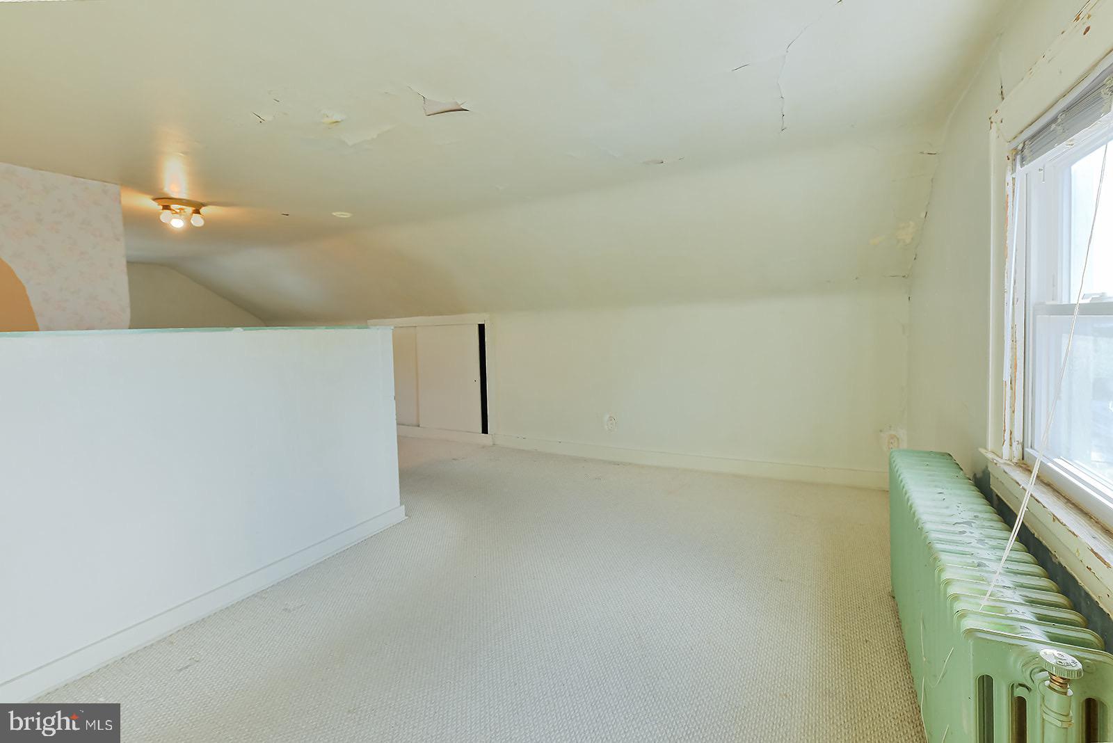 112 Linhigh Avenue Nottingham, MD 21236 - Photo 27 of 45 Spacious suite