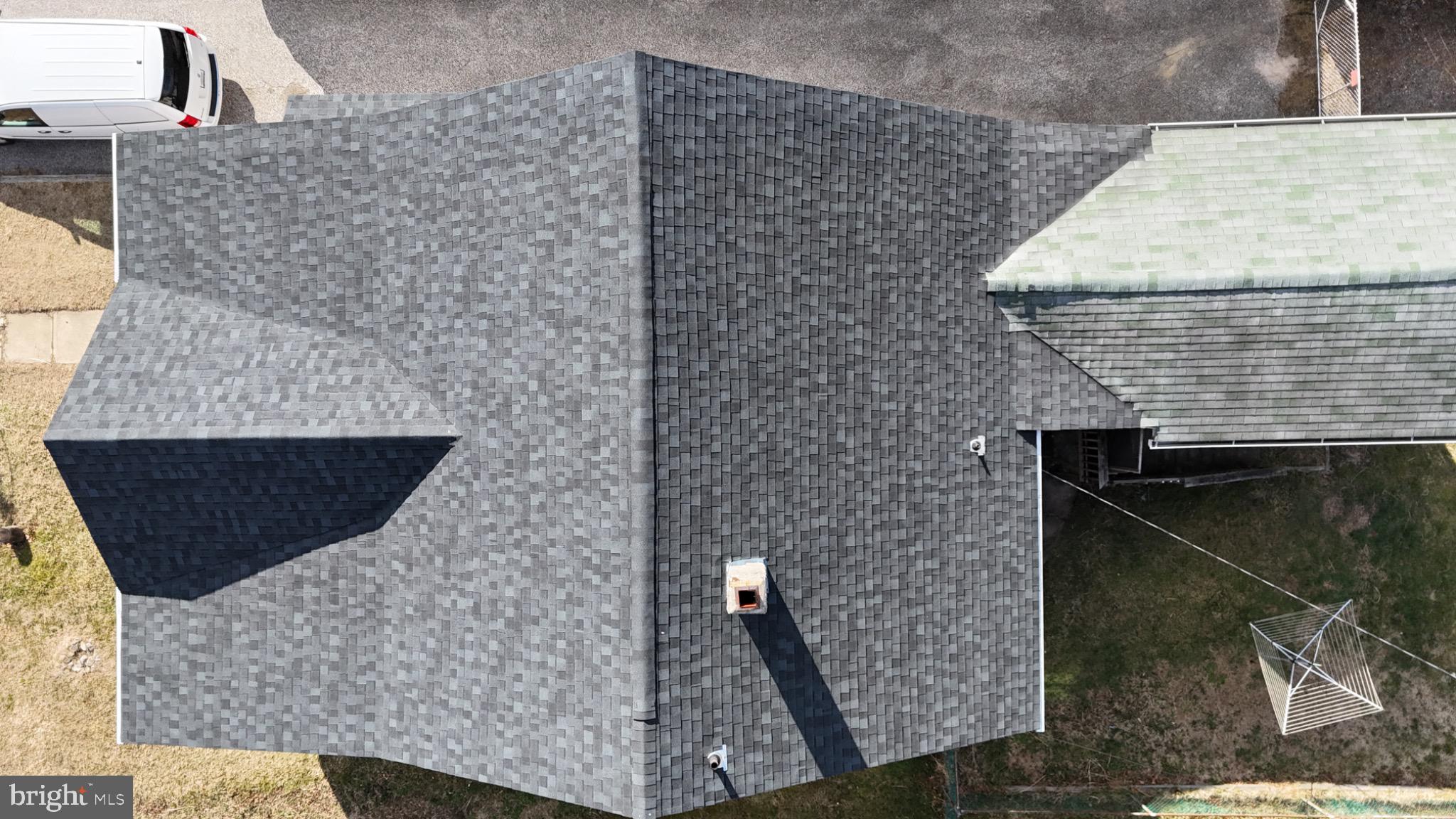 112 Linhigh Avenue Nottingham, MD 21236 - Photo 44 of 45 a bathroom with a sink and a mirror