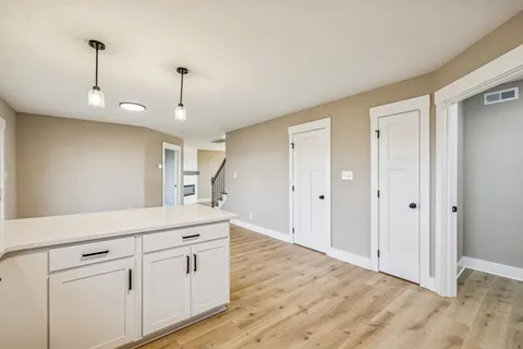 $382,400 | 365 Cardinal Creek Drive, Clarksville, TN 37040