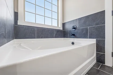 $382,400 | 365 Cardinal Creek Drive, Clarksville, TN 37040