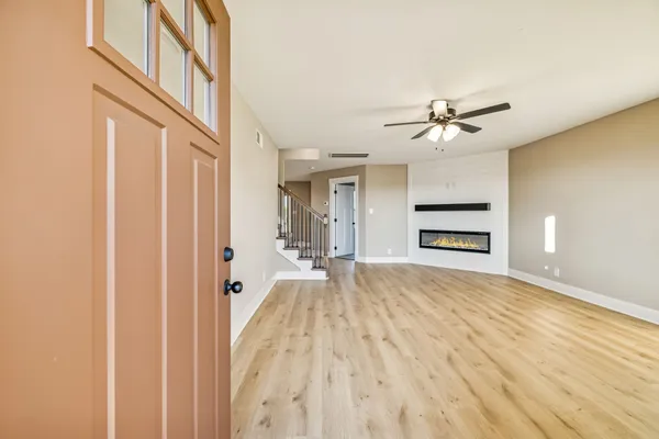 $382,400 | 365 Cardinal Creek Drive, Clarksville, TN 37040