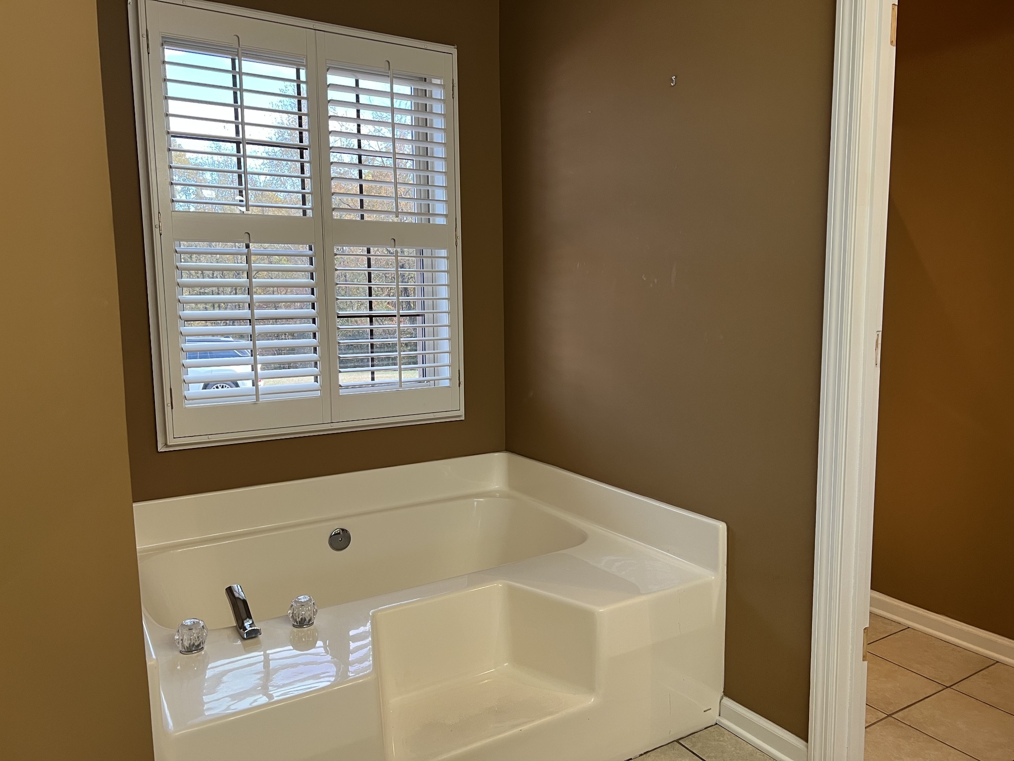 3716 Scottsville Road Lafayette, TN 37083 - Photo 12 of 21 a bathroom with a bathtub