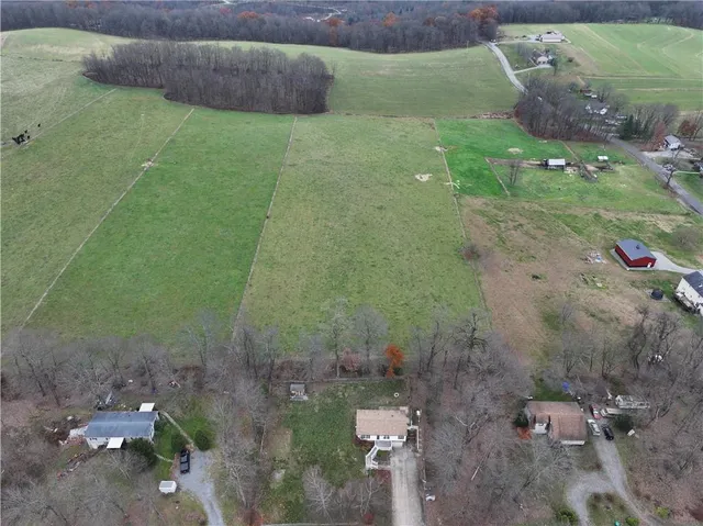 $215,000 | 111 Leopard Road, Evans City, PA 16033