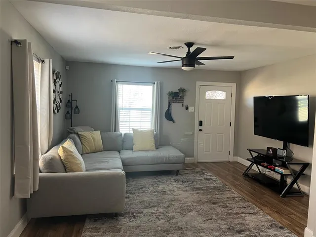 $2,200 | 1840 Prairie View Drive, Dallas, TX 75235