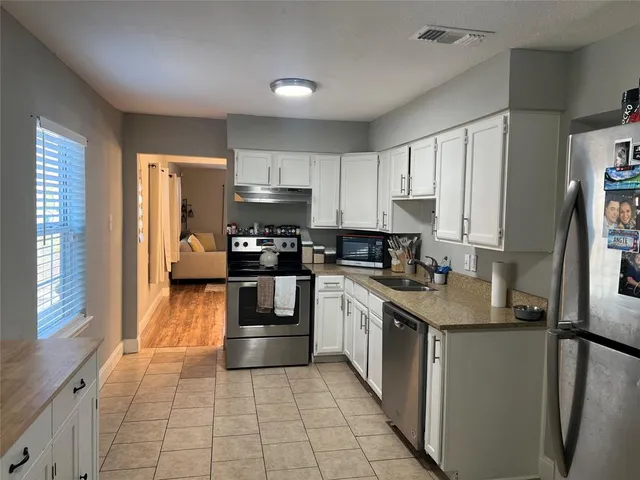 $2,200 | 1840 Prairie View Drive, Dallas, TX 75235