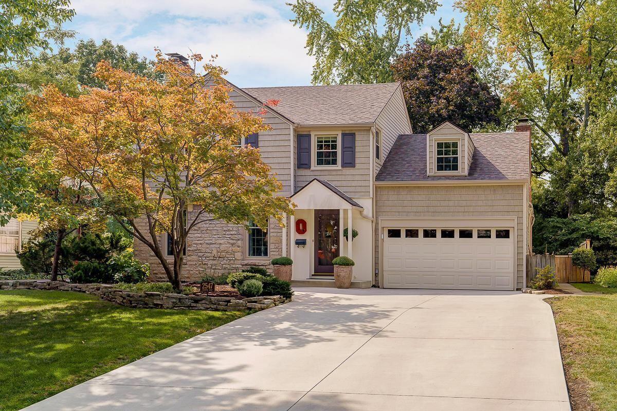2547 Berwyn Road Upper Arlington, OH 43221 - Photo 1 of 47