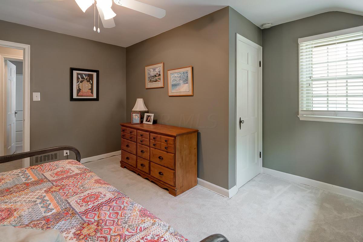 2547 Berwyn Road Upper Arlington, OH 43221 - Photo 33 of 47