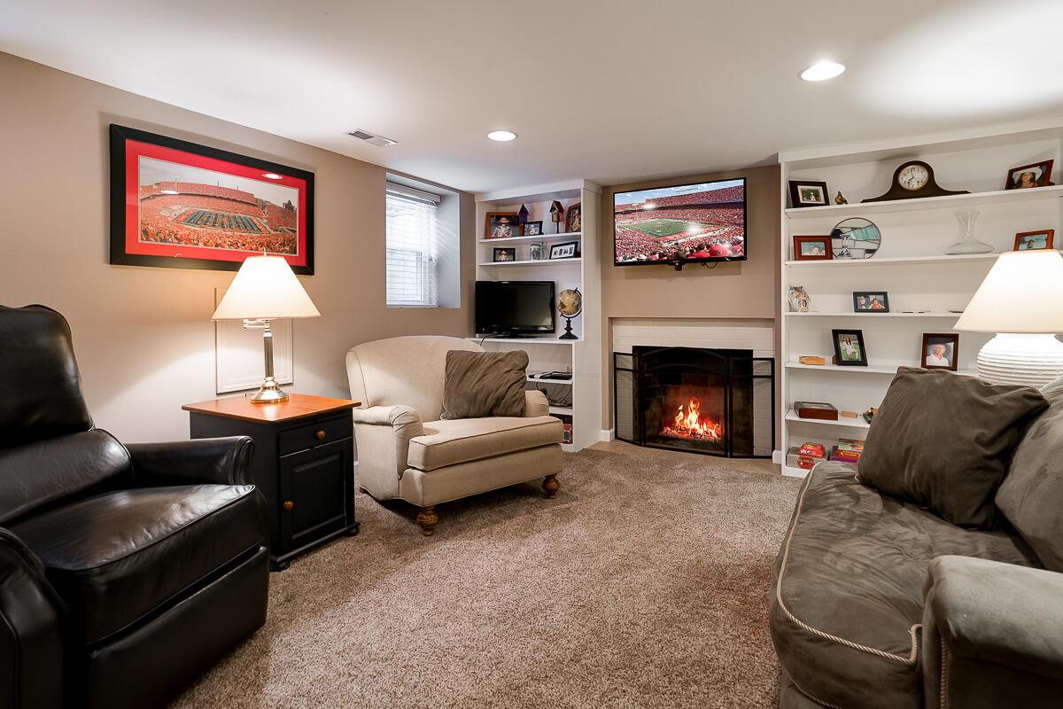 2547 Berwyn Road Upper Arlington, OH 43221 - Photo 34 of 47