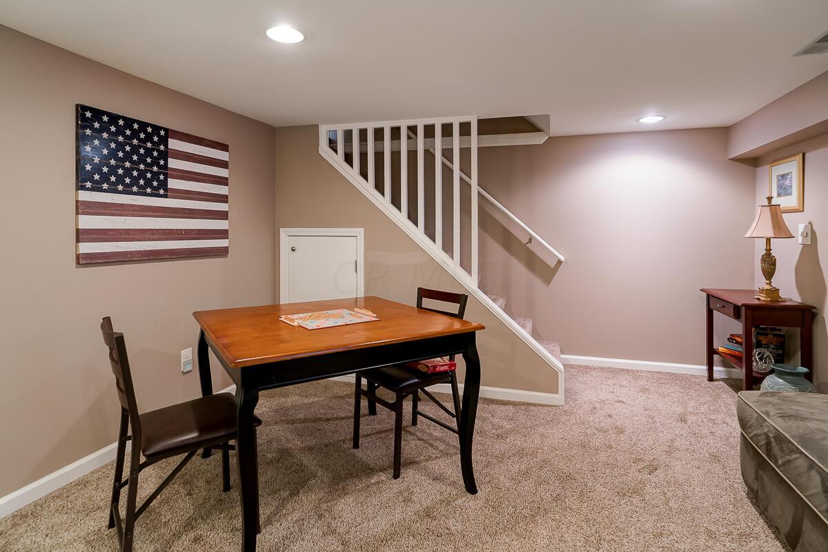 2547 Berwyn Road Upper Arlington, OH 43221 - Photo 37 of 47