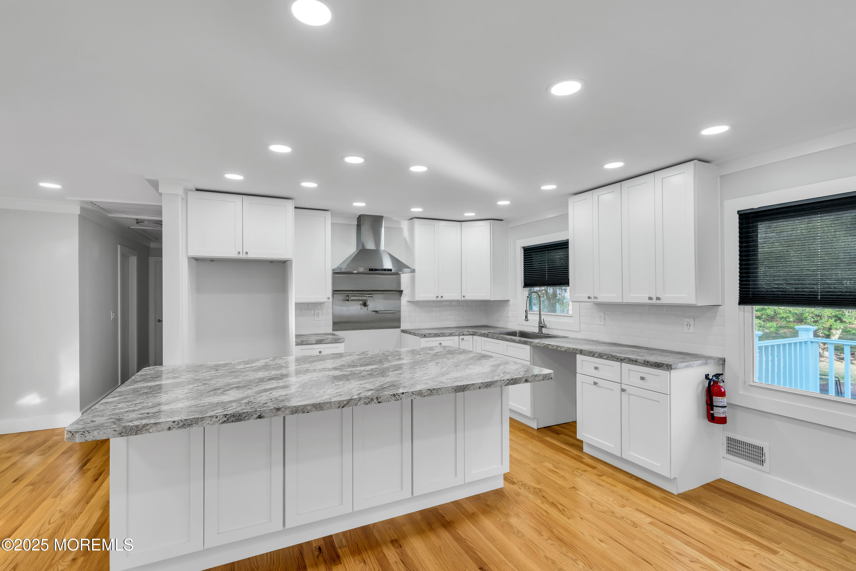 142 Freehold Road Manalapan, NJ 07726 - Photo 11 of 35 ey202068_760