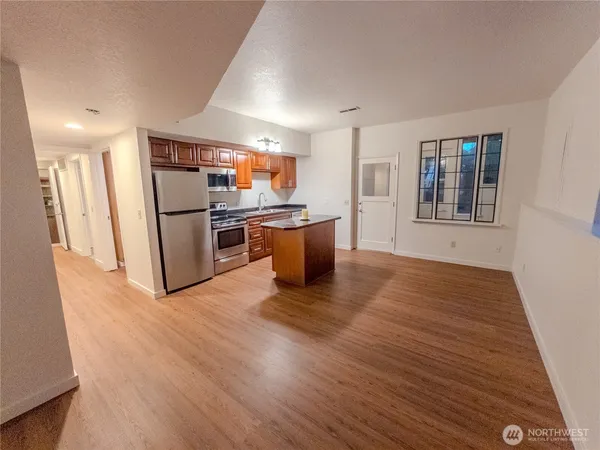 $3,500 | 9024 Waverly Drive Southwest, Lakewood, WA 98499